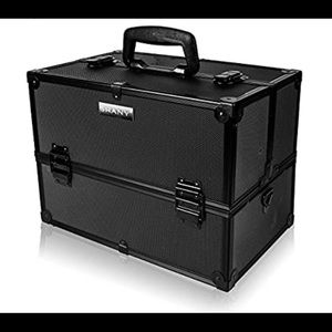 Shan’t Makeup Train Case